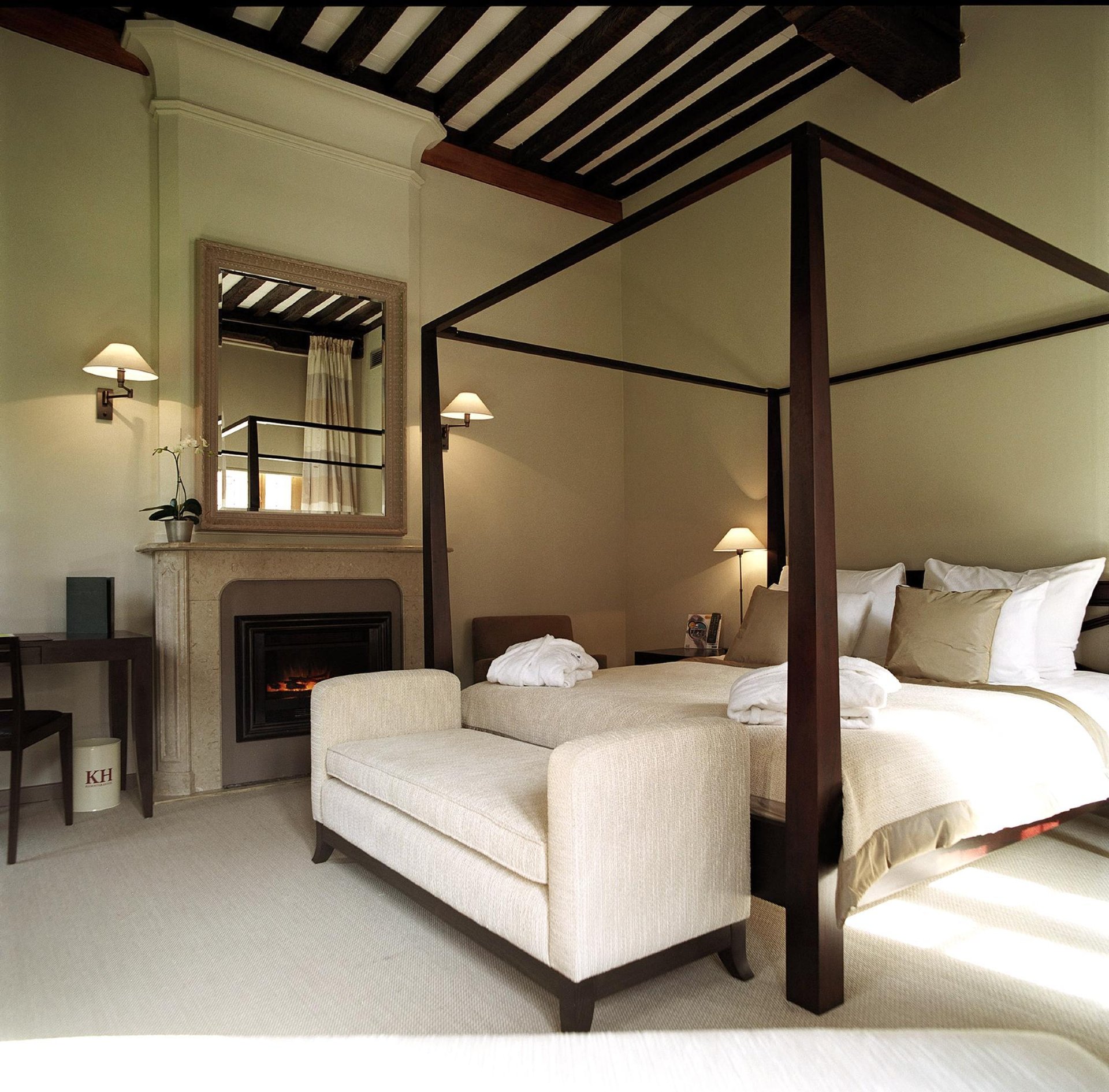 Chambre Charming, chambre confort, hôtel historique, chambre avec salon, chambre avec bureau, chambre contemporaine